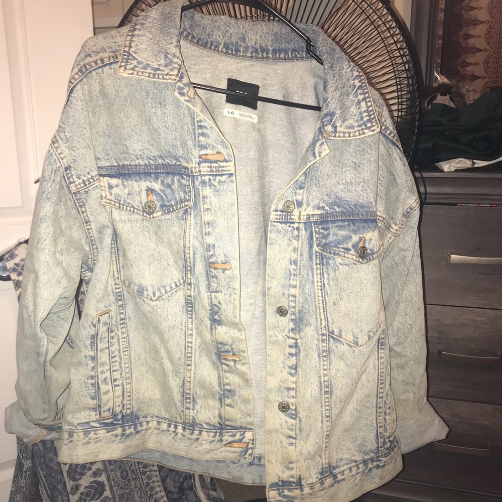 Oversized denim jacket